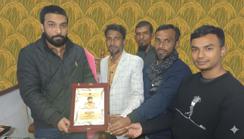 বগুড়া শহর যুবদলের সভাপতি মমিকে ২১ নং ওয়ার্ডবাসীর পক্ষ থেকে সম্মাননা  প্রদান